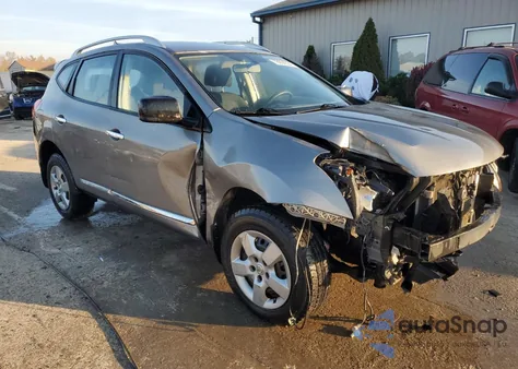 2015 Nissan Rogue Select S z USA, uszkodzony, nr VIN JN8AS5MT8FW158399